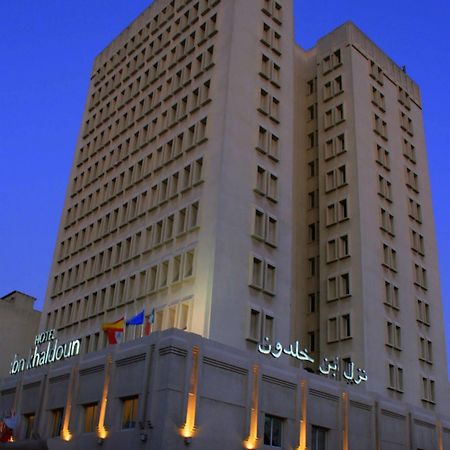 Hotel Ibn Khaldoun Tunisi Esterno foto