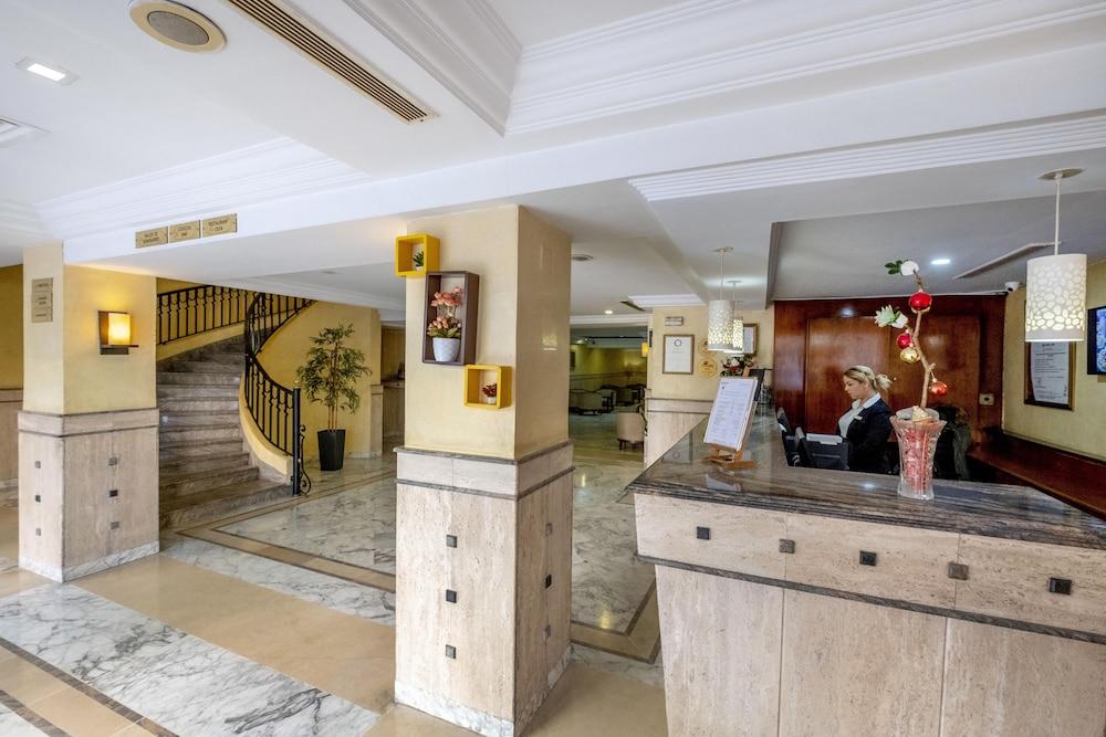 Hotel Ibn Khaldoun Tunisi Esterno foto