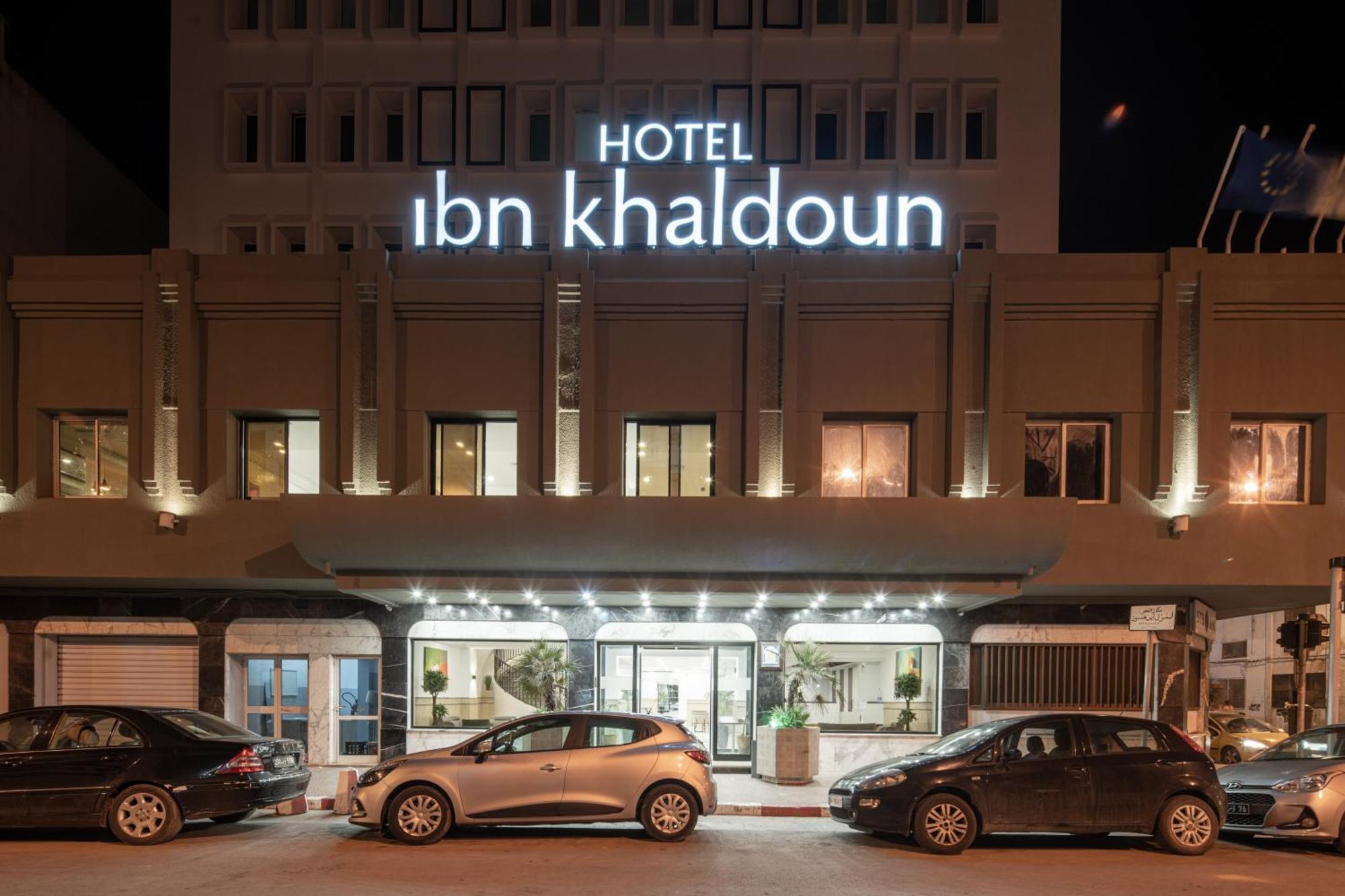Hotel Ibn Khaldoun Tunisi Esterno foto