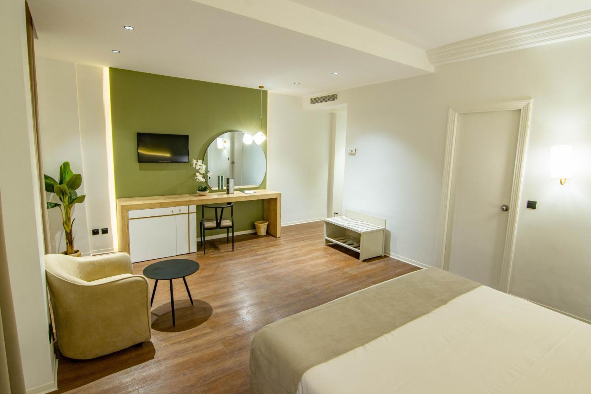 Hotel Ibn Khaldoun Tunisi Esterno foto