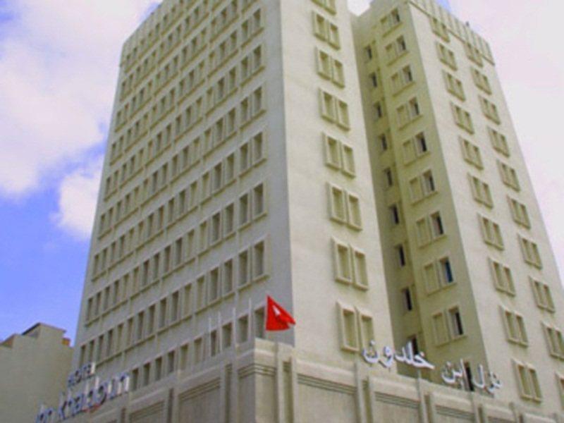 Hotel Ibn Khaldoun Tunisi Esterno foto